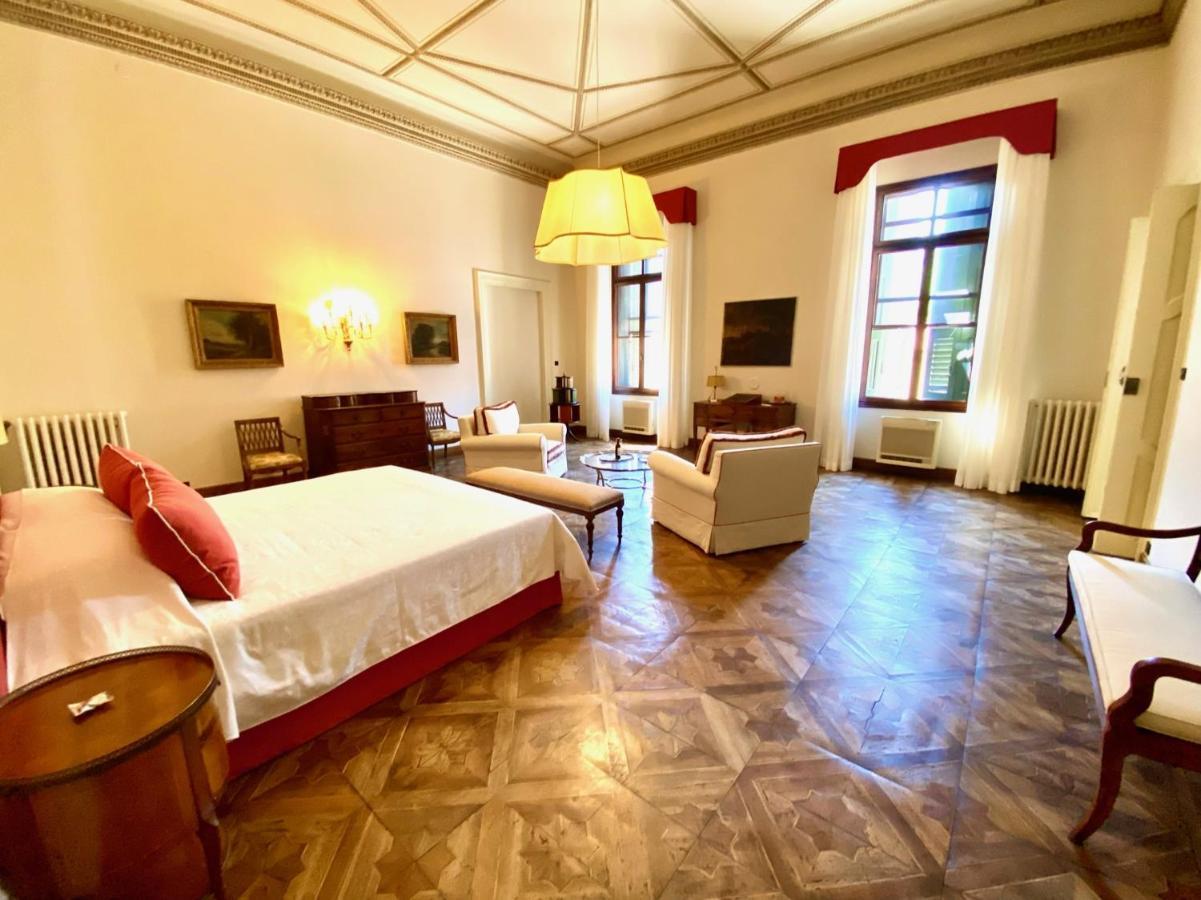 Palazzo Mantua Benavides Suites & Apartments Padoue Extérieur photo