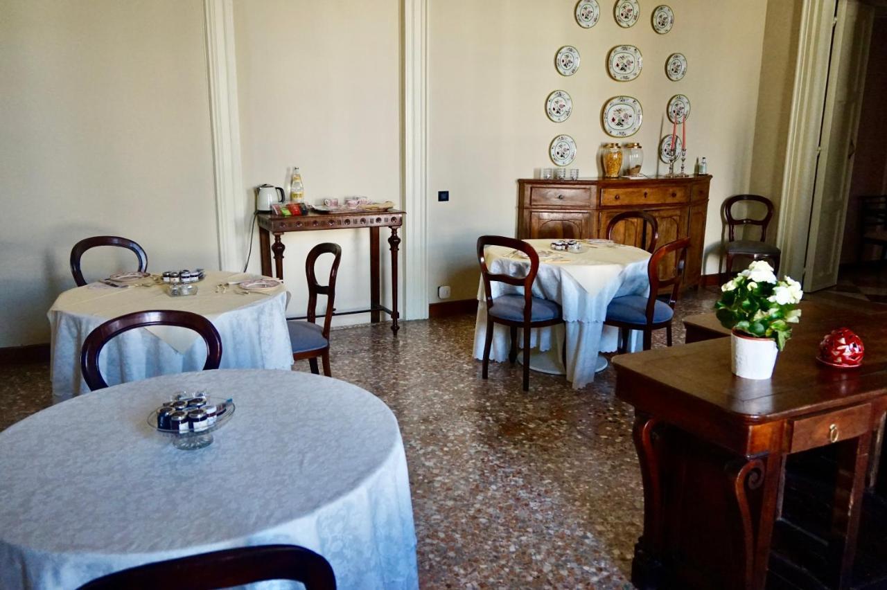Palazzo Mantua Benavides Suites & Apartments Padoue Extérieur photo